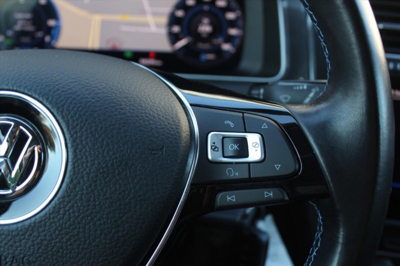 volkswagengolfviiegolf136pk5dautaccvirtualcockpi19.jpg